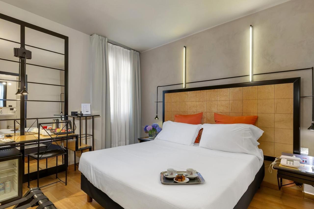Hotel Ancora Verbania Eksteriør billede