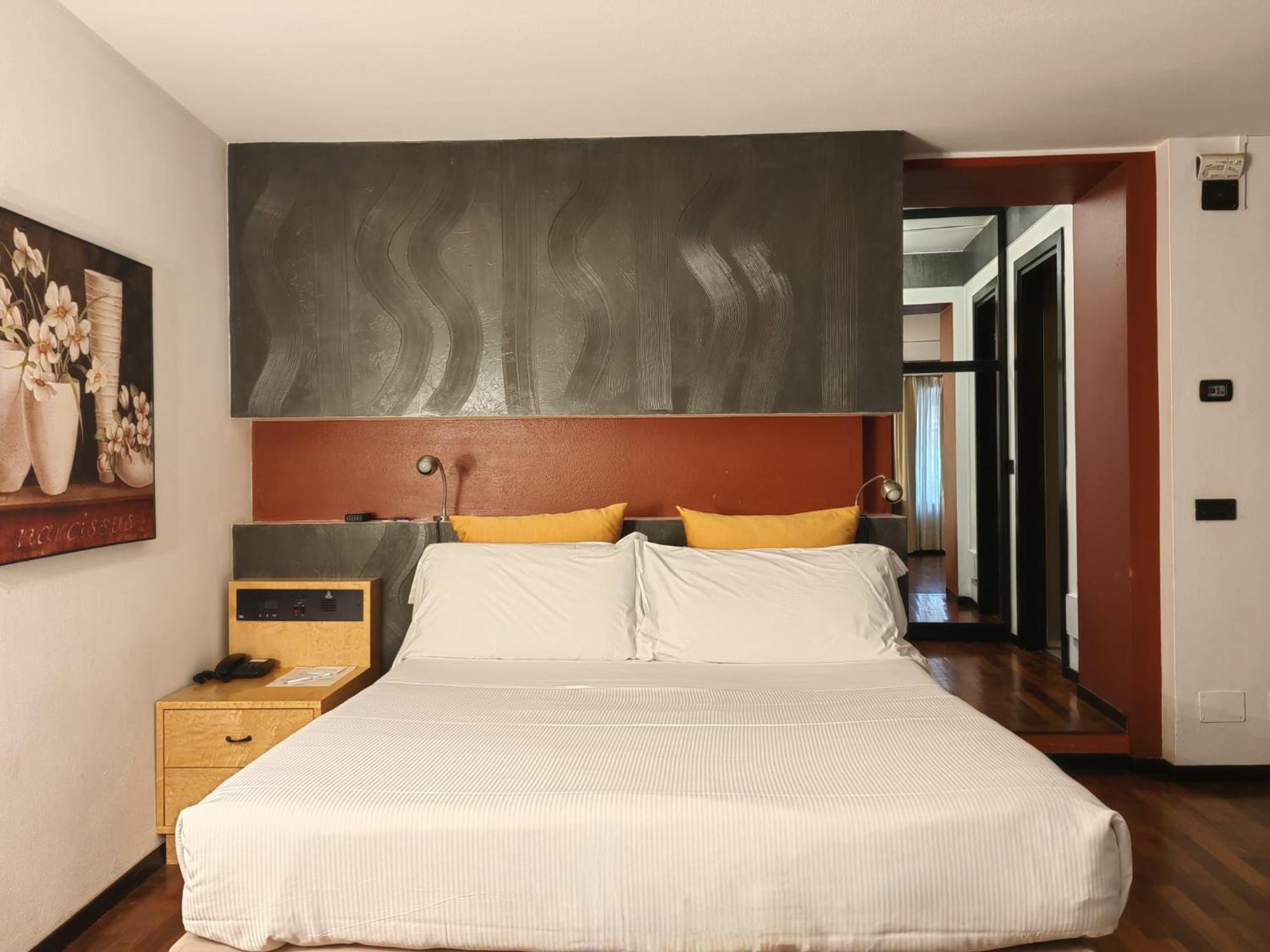 Hotel Ancora Verbania Eksteriør billede